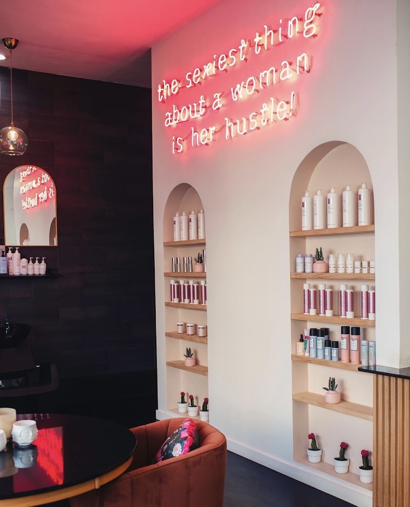 Art On Hair Collective