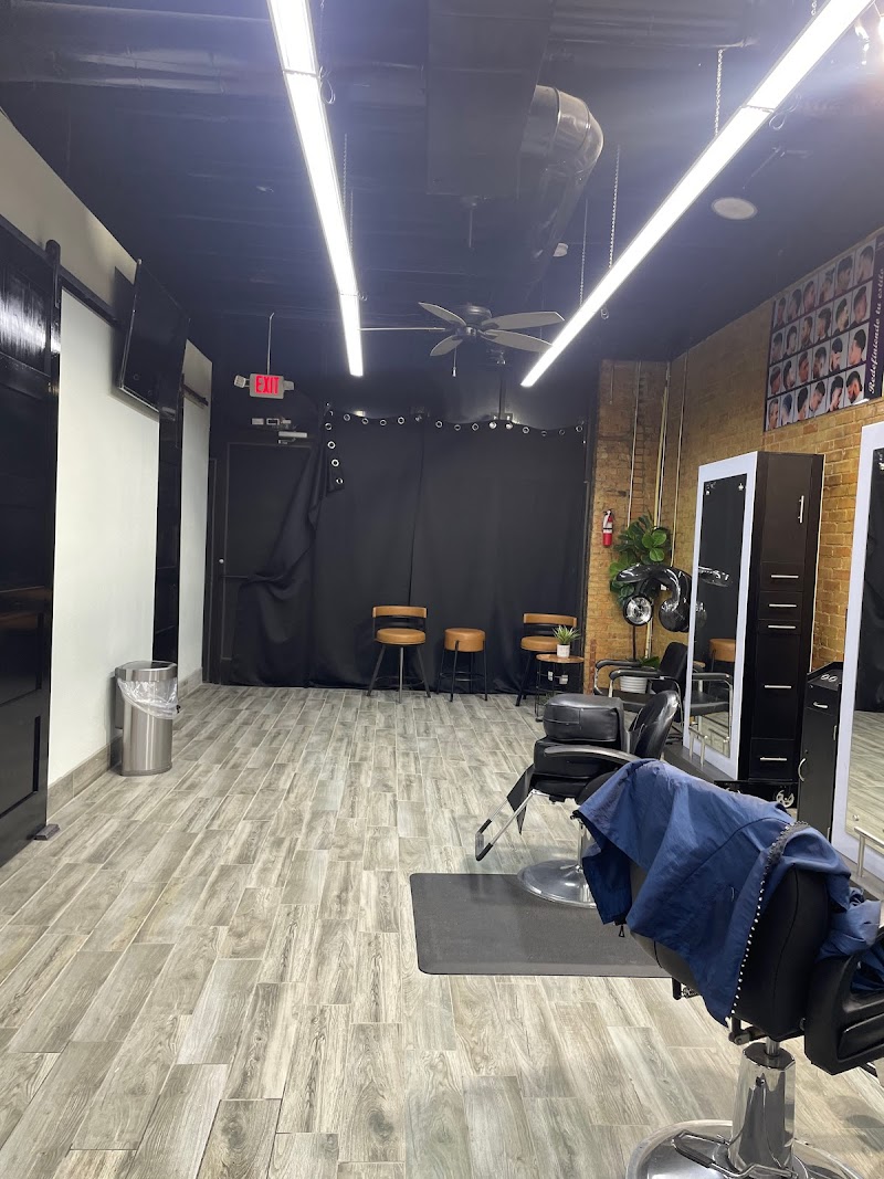 Daisy's Barber & Beauty Lounge