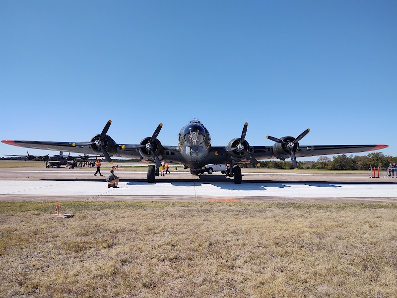 Dallas Executive Airport-RBD