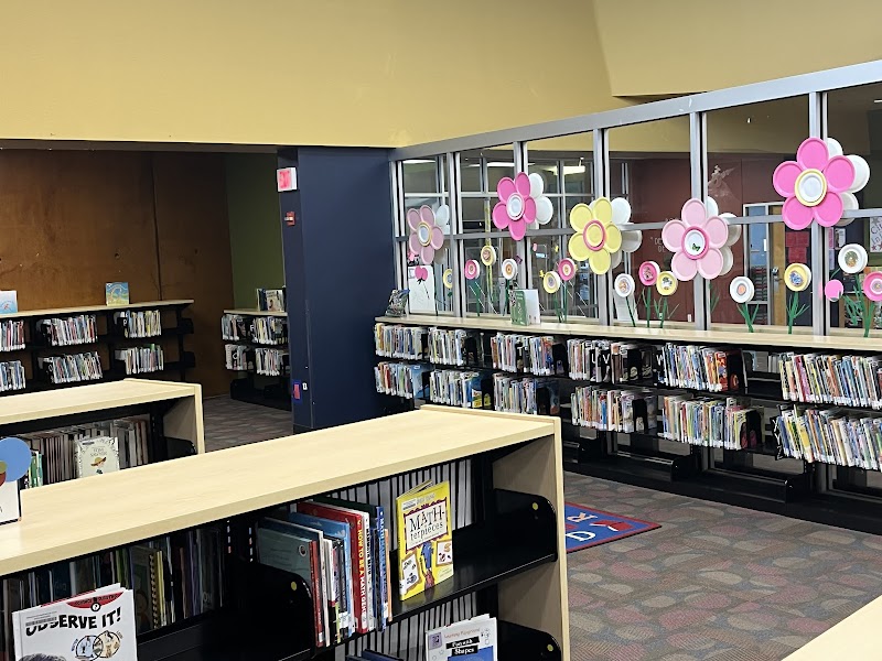 Hampton-Illinois Branch Library