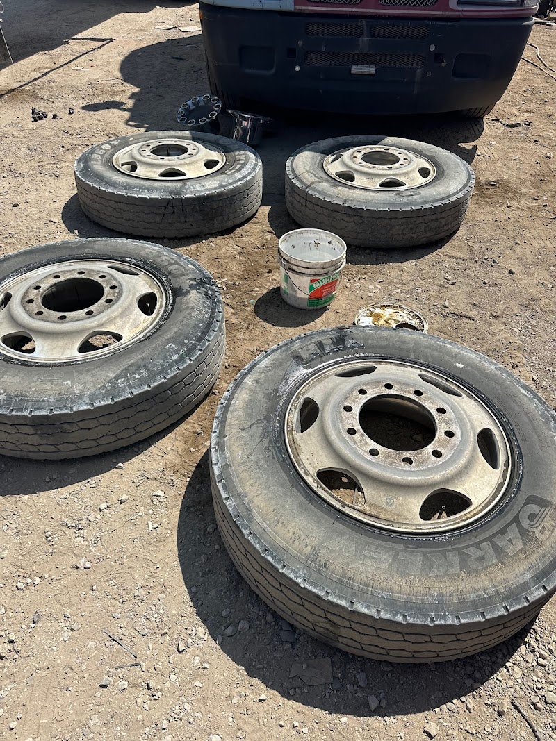 Hernandez Truck Tires and Welding services