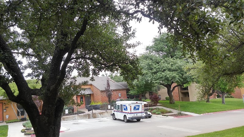 Overton Park Apartments