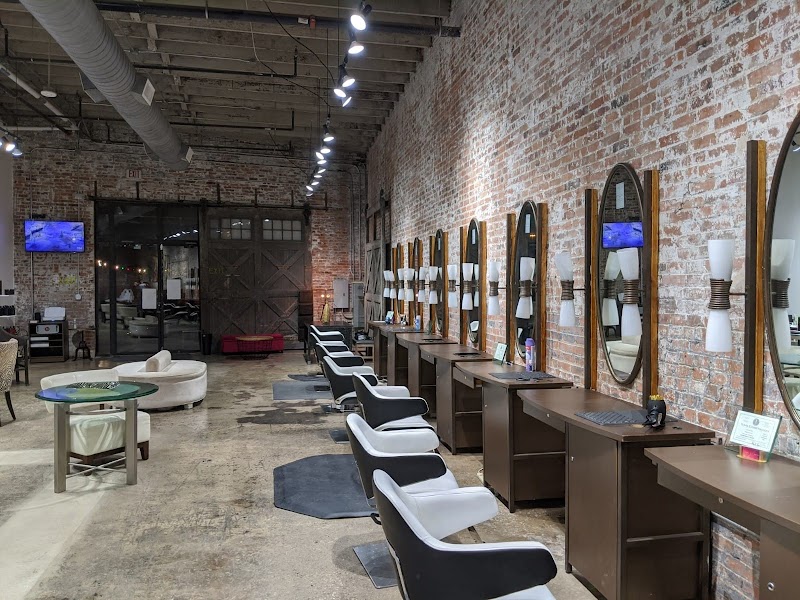 Studio 5012 Salon