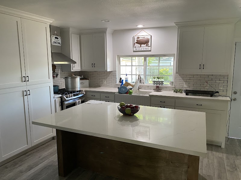 Tres Amigos Interior and remodeling