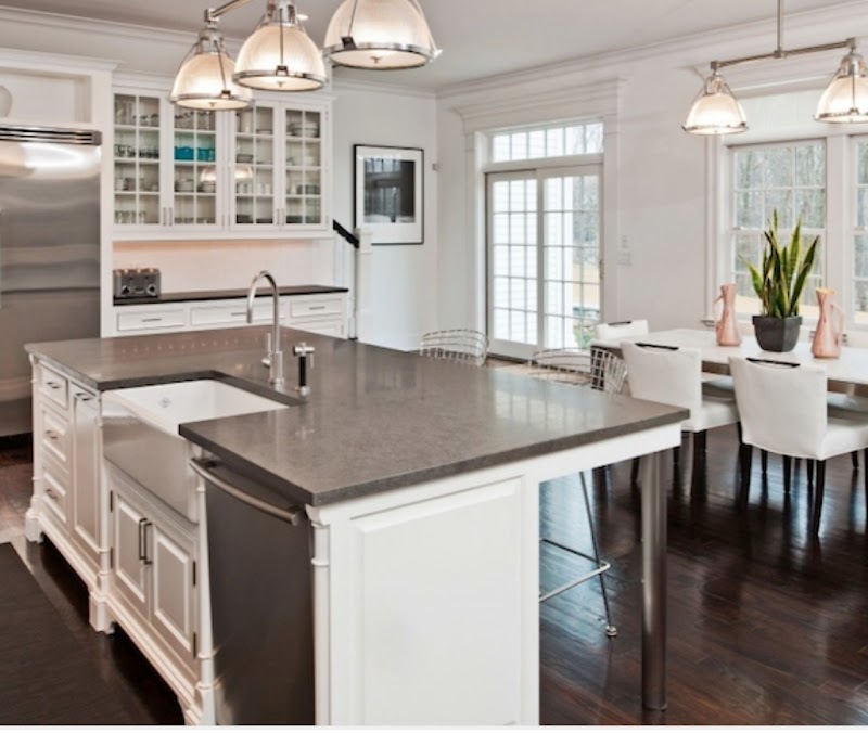 VAZQUEZ REMODELING LLC