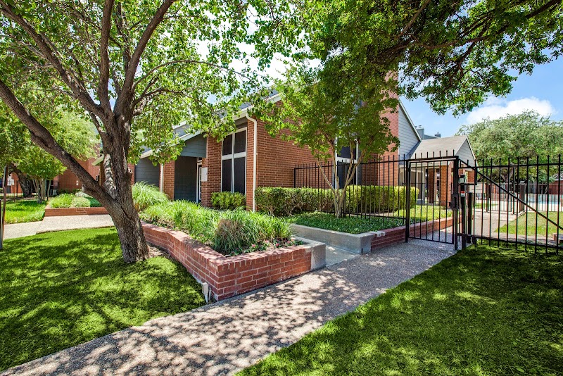 Westmoor Apartments